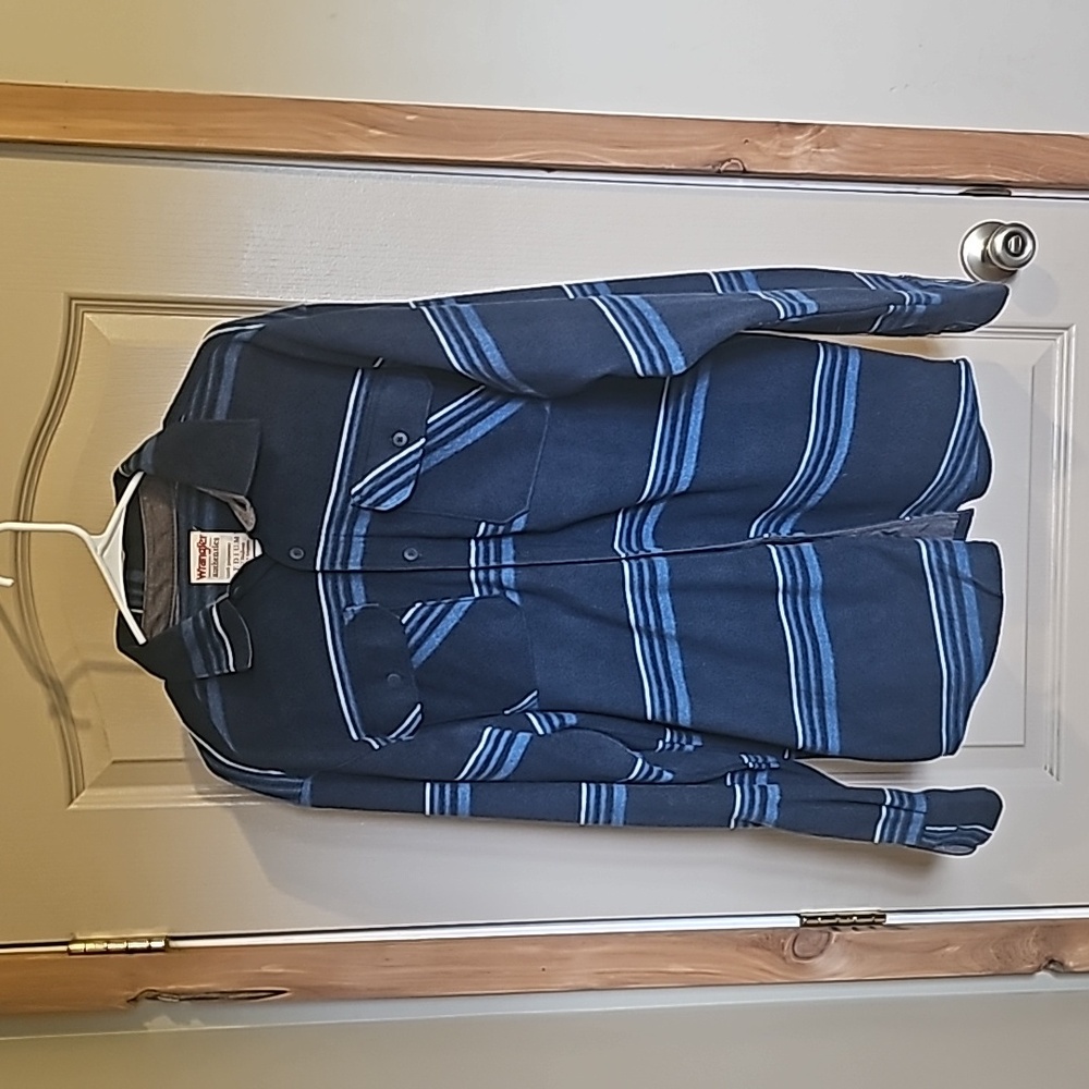 Vintage Wrangler Authentics Button Down Fleece Sweater Medium 100% polyester